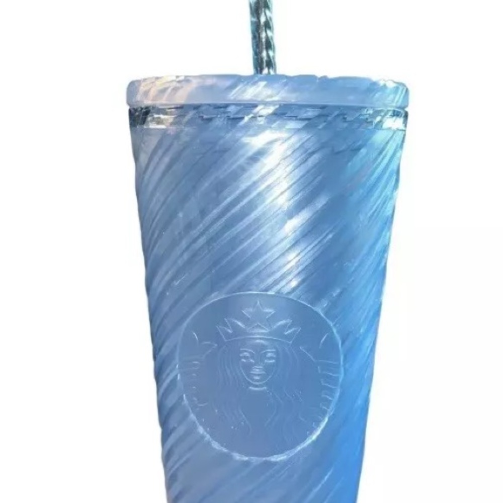 Starbucks 2024 Iridescent Blue Swirl Venti Tumblr!